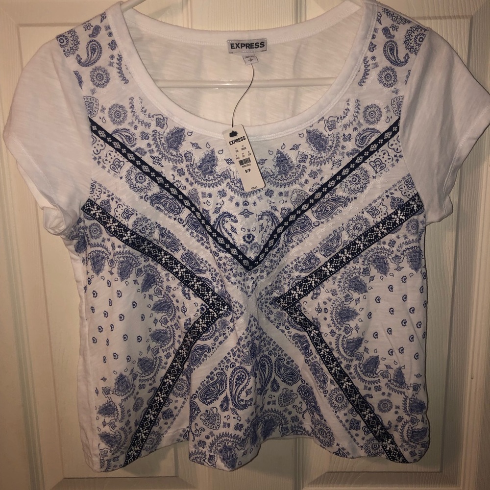 Express belly shirt/ small tee
